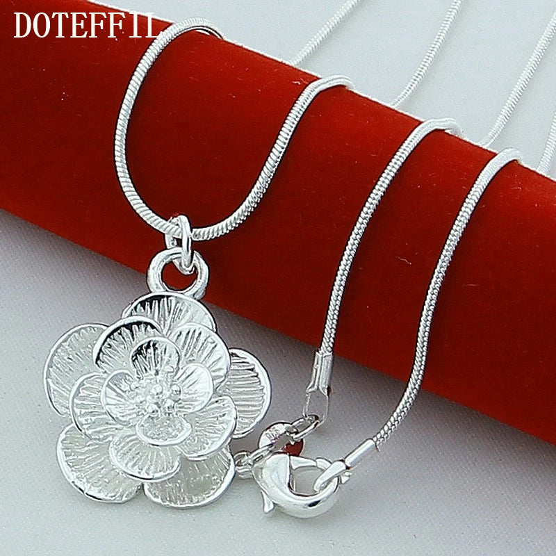 Romance Bloom – Silver Rose Pendant