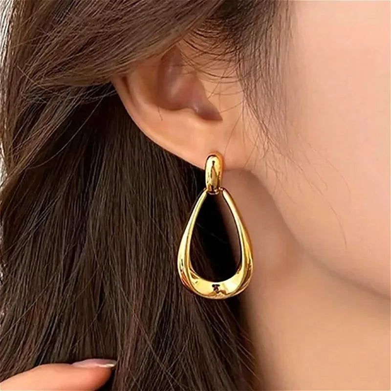 Nova Drop Earrings