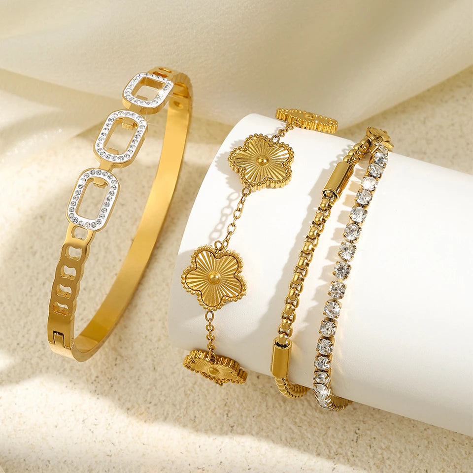 Zircon Blossom – Gold Bangle Trio