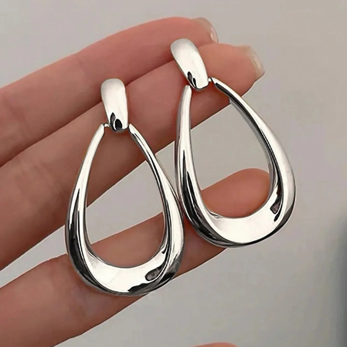 Nova Drop Earrings